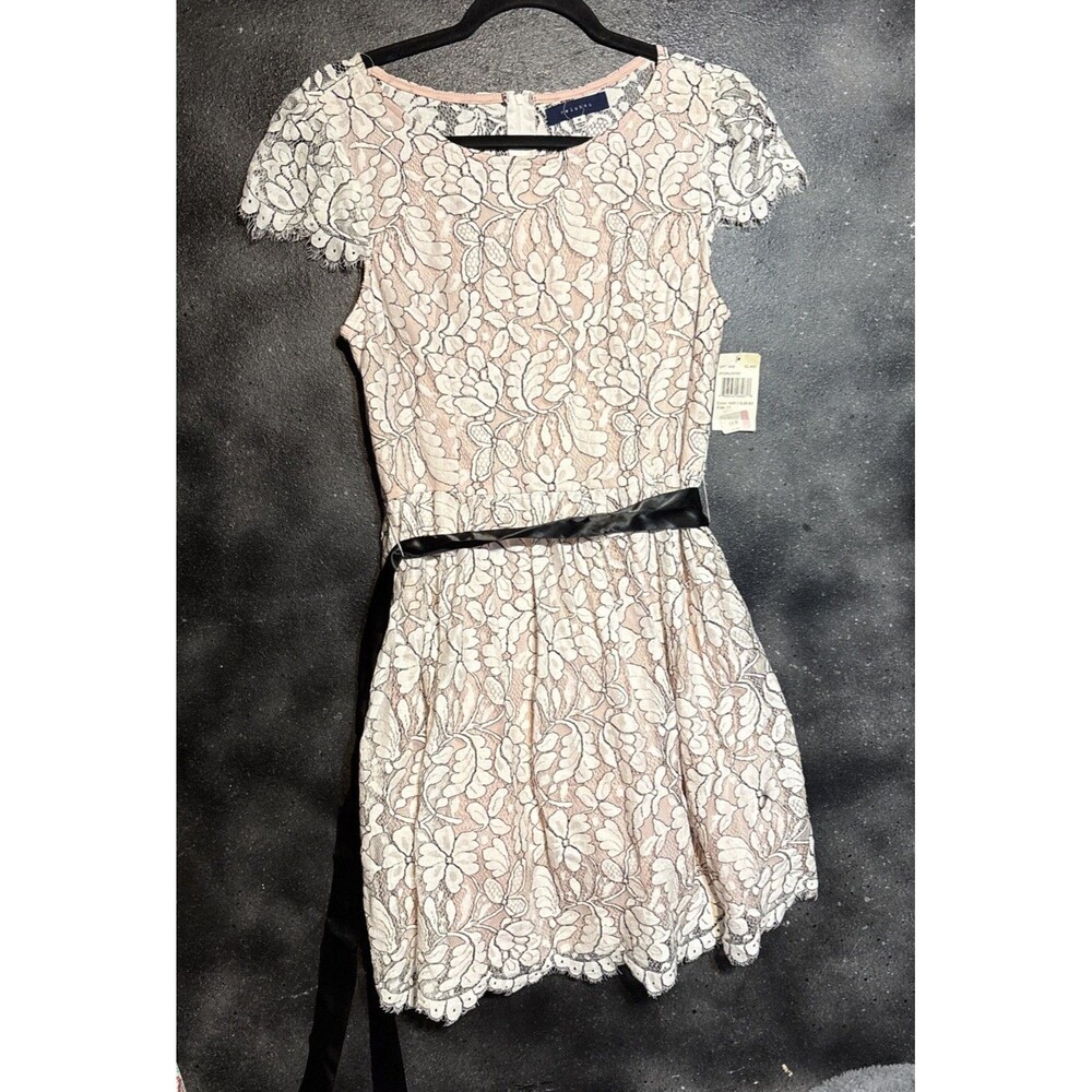 White Lace Light Pink Black Sz 11 NWT Date Night Summer Beach Party Cocktails